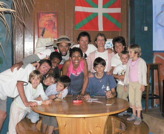 47- Les fetards du Clube Nautico 